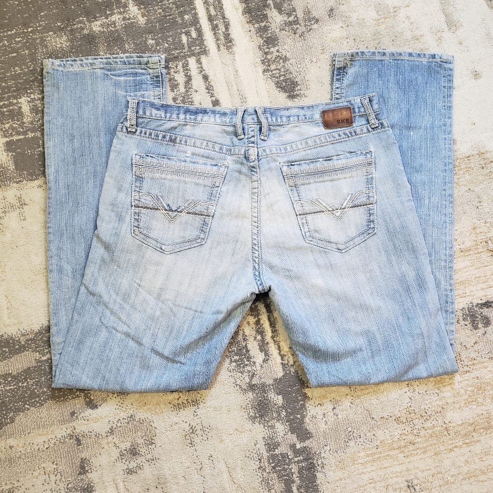 BKE Jeans Tyler Straight Mens 38L Light Wash